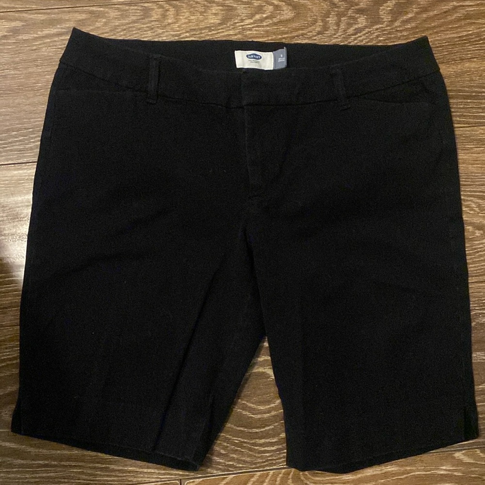 Women Old Navy Black Shorts Size 8